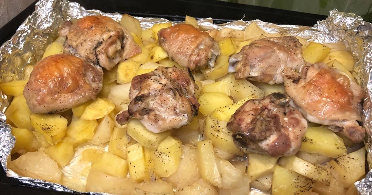 Курица с картошкой в духовке под фольгой