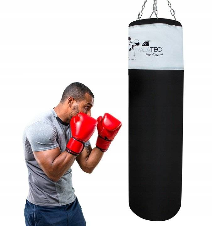 Тренировка боксера груша