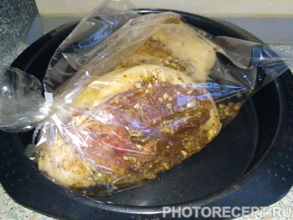 Свиная рулька запеченная в духовке рецепт с фото без варки в фольге в духовке