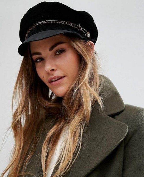 Варианты шапок под женское пальто