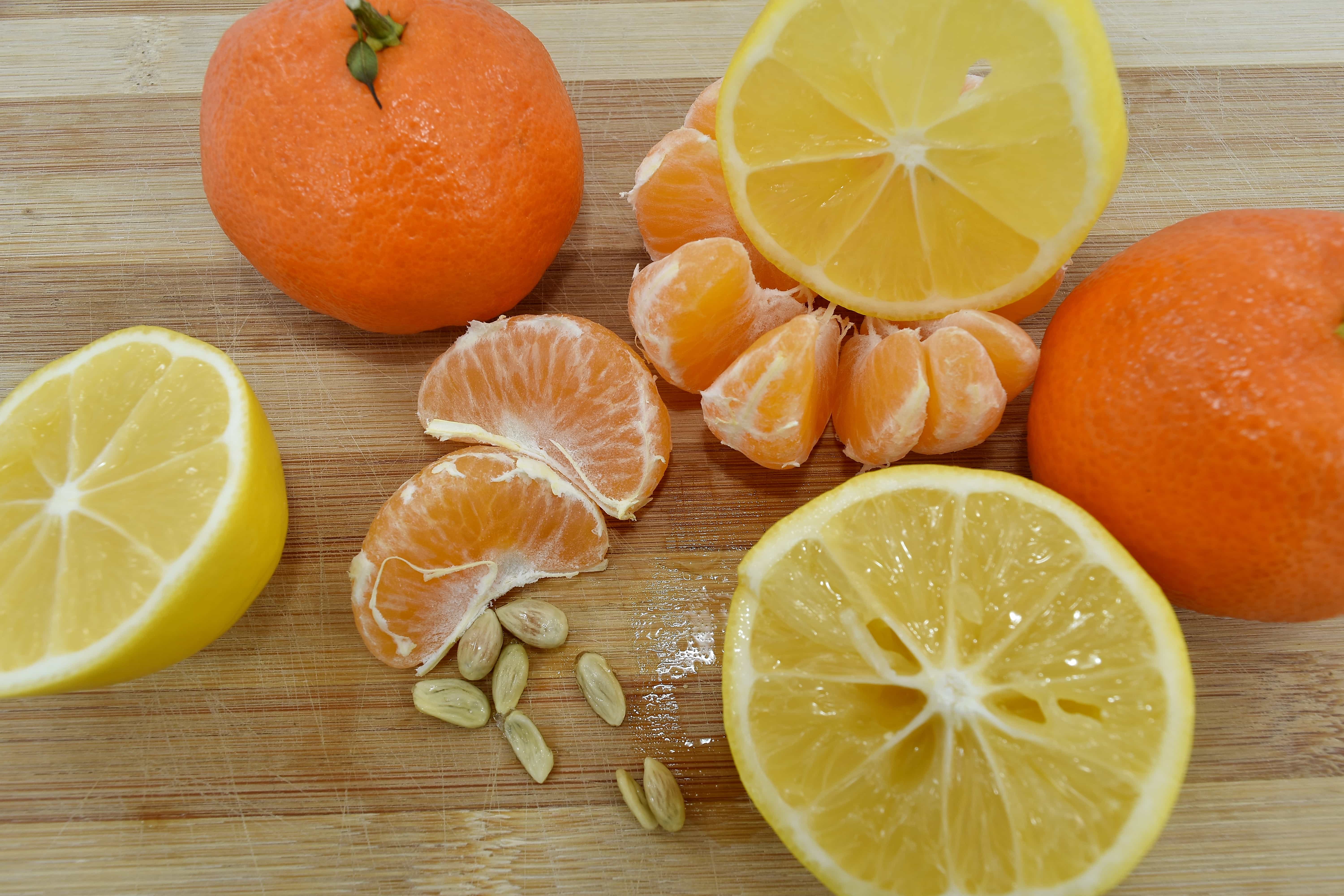 День апельсина и лимона картинки. Цитрус мандарин +апельсин. Цитрусовые — апельсины, лимоны, померанцы. Померанец лимон апельсин. Лимон и мандарин.