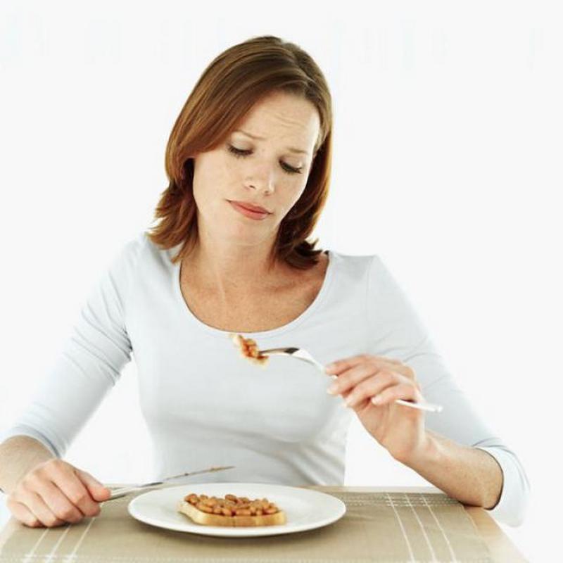 После еды рвет причины у женщин. Потеря аппетита. Отвращение к еде. Понижение аппетита. Плохой аппетит.